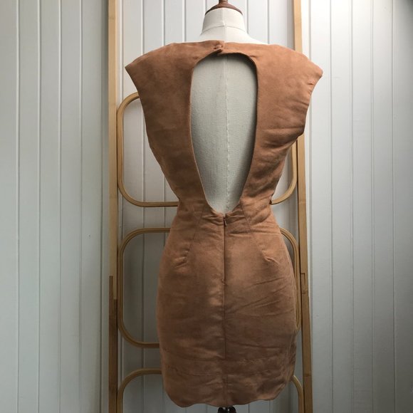 Finders Keepers | Size 12 | Faux Suede Tan Dress Exposed Back Scallop Hem Zip - Picture 8 of 11
